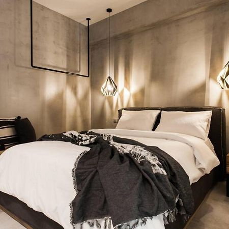 Chic Apartment - Strolling To The Athenian Streets Εξωτερικό φωτογραφία